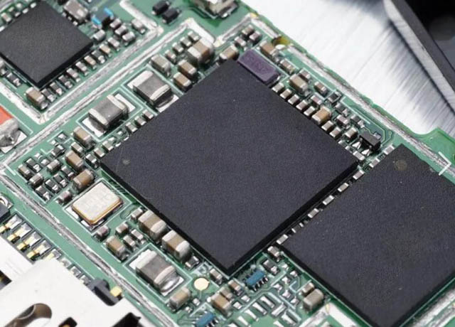 供應(yīng)【Infineon】無(wú)線連接：供應(yīng)藍(lán)牙 5.0 模塊、Wi-Fi 4 SoC、AIROC 汽車無(wú)線組合芯片