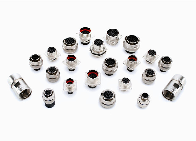 供應(yīng) Littelfuse 輕觸開關(guān)、DC車用連接器、溫度傳感器 和 碳化硅（SiC）產(chǎn)品