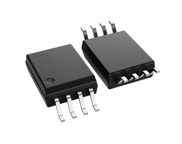 具有 ±5V 輸入電壓的 AMC1350QDWVRQ1 汽車精密增強型隔離放大器